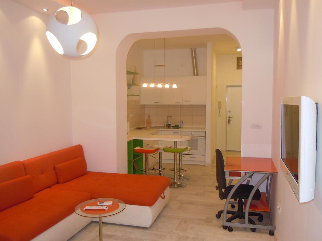 Porto Studio Белград Стая снимка